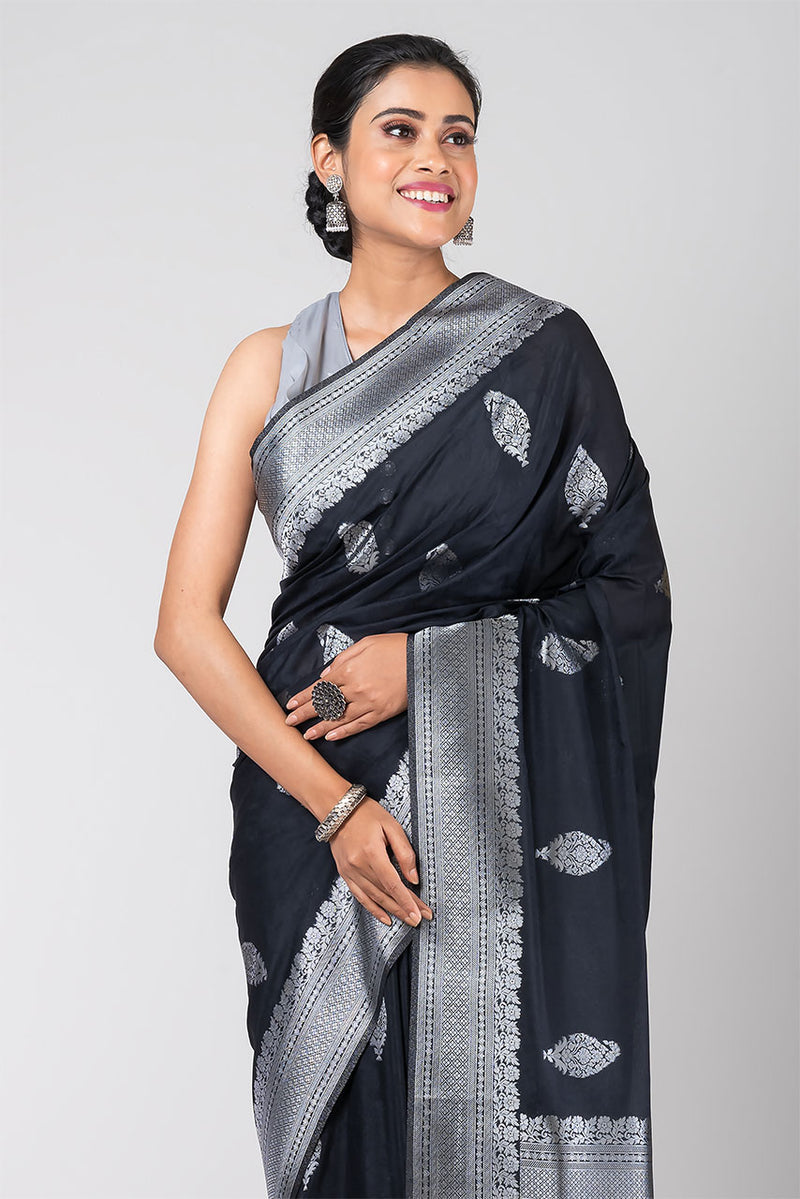 Black Beauty (Black Jacquard Crepe Saree)