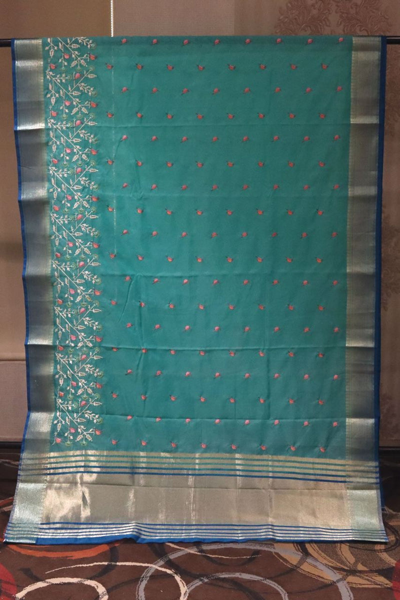 Blue Cotton Saree With Thread Booti