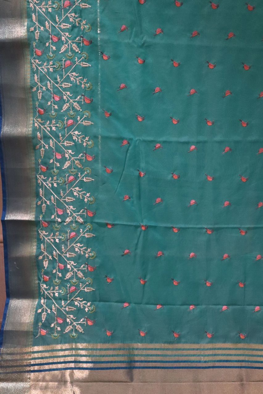 Blue Cotton Saree With Thread Booti